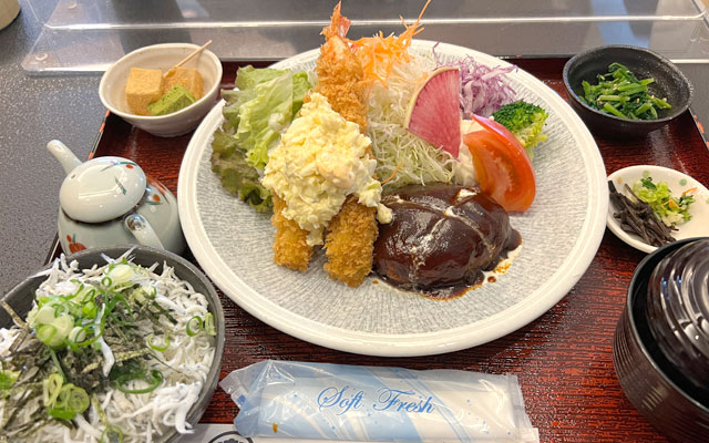 お昼休憩